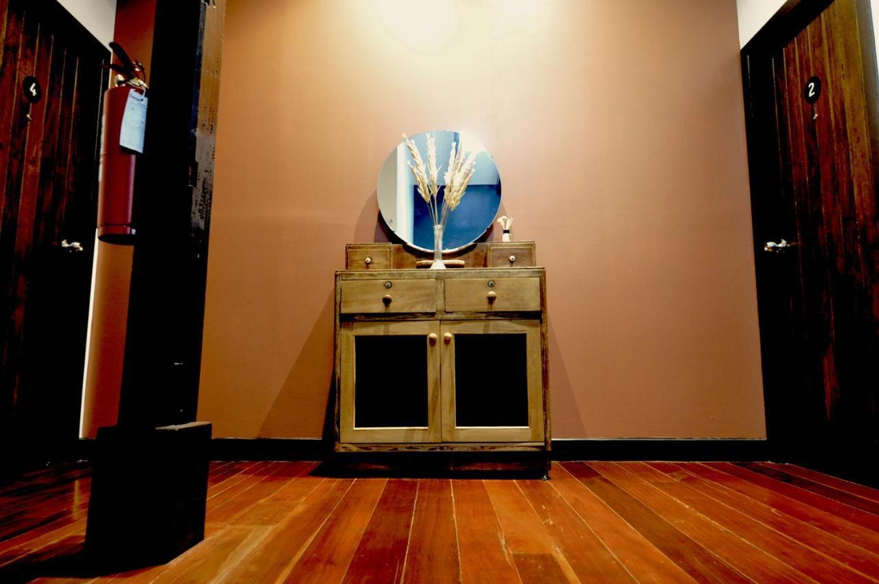 فندق The Eight Ratvithi House شيانغ ماي المظهر الخارجي الصورة