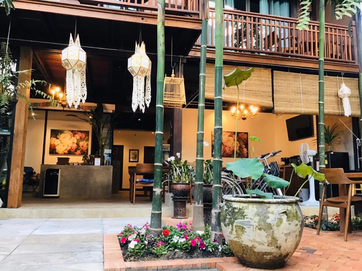 فندق The Eight Ratvithi House شيانغ ماي المظهر الخارجي الصورة